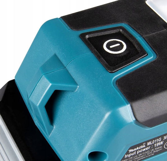 Makita Taschenlampe LED mit maximaler Helligkeit 150lm Blau