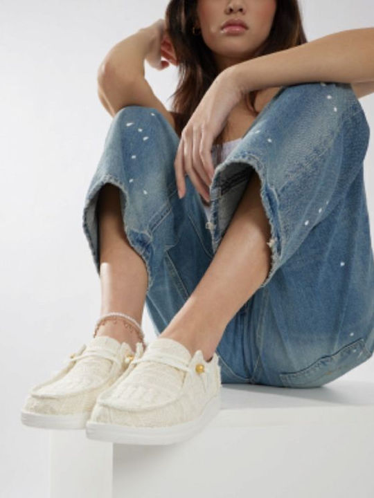Wendy Women's Moccasins in White Color