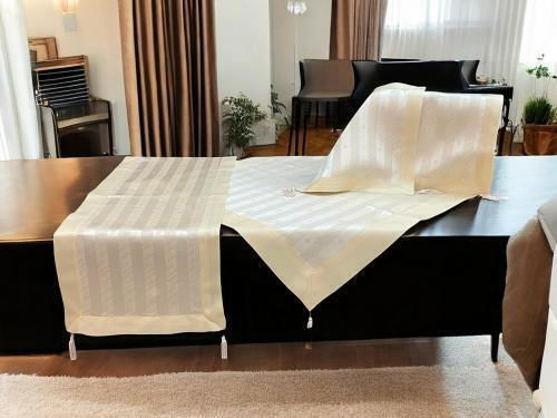 Linea Home Карирана Подредба 7 Бройки Reina Бяла 140x140см
