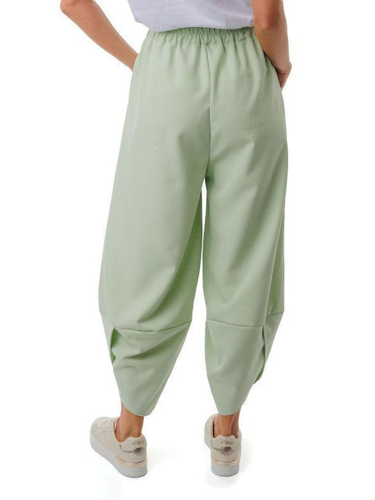 Pantaloni cu crac larg de culoare fistic