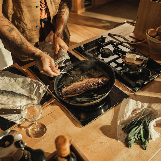 Fiskars Pan With Lid made of Stainless Steel with Non-Stick Coating 28cm