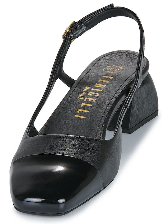 Pumps mit Riemchen Schwarz