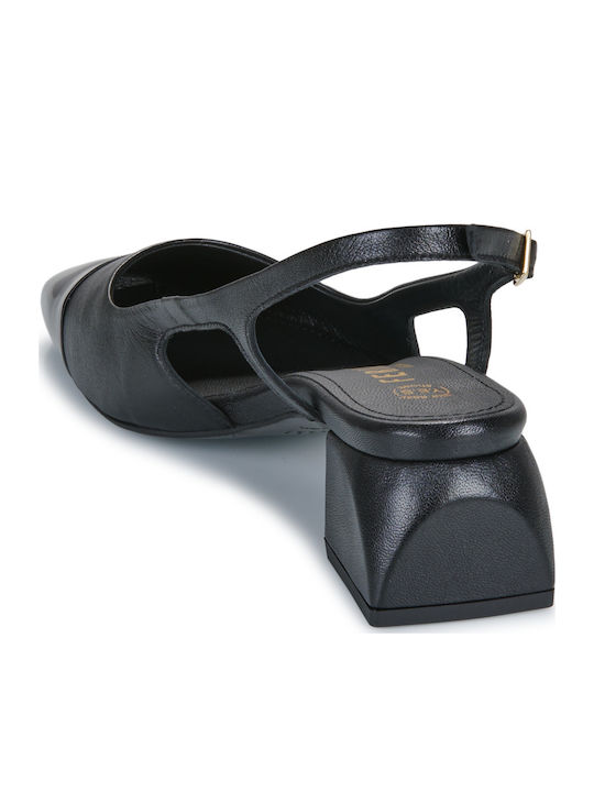 Pumps mit Riemchen Schwarz