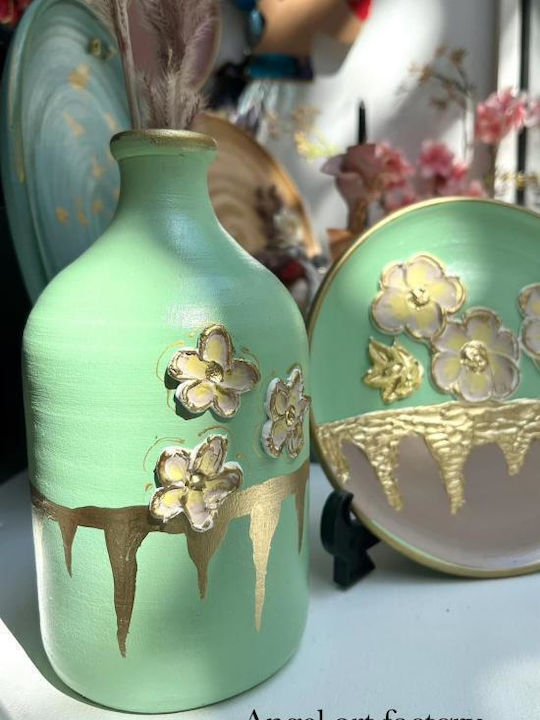 Vază din ceramică cu flori în relief Vază din ceramică cu flori în relief