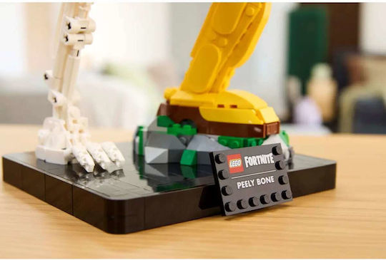 LEGO Fortnite Fortnite Peely Bone for Ages 18+ 1414 Pieces