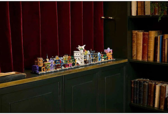 LEGO Harry Potter Diagon Alley Wizarding Shops За 18+ Години 2750 Бройки