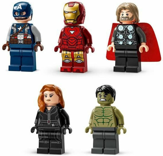 LEGO Marvel Super Heroes MARVEL Logo & Minifigures for Ages 12+ 931 Pieces
