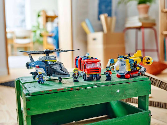 LEGO Lego-Stadt Hubschrauber Feuerwehrauto und U-Boot für 7+ Jahre 874 Stück