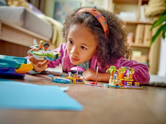 LEGO Friends Creative Beach and Travel Suitcase για 5+ Ετών 188τμχ