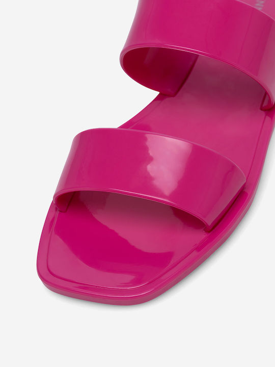 Women's Flip Flops in Fuchsia Color