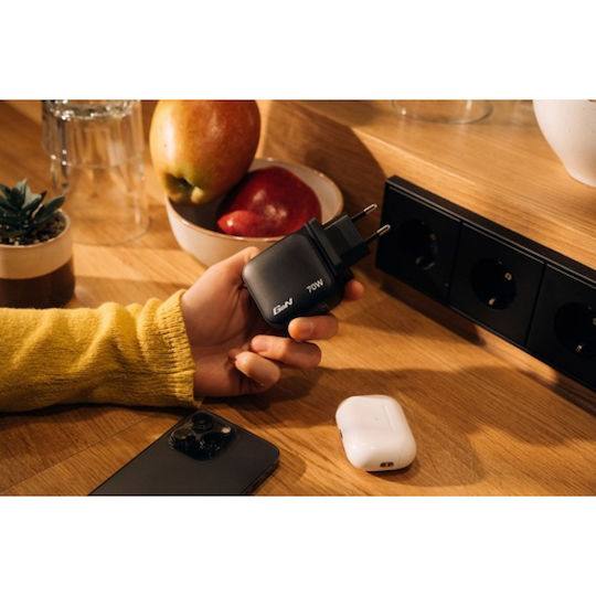 Verbatim Charger Without Cable GaN with USB-A Port and 2 USB-C Ports 70W Power Delivery / Quick Charge 3.0 / Quick Charge 4.0 Blacks (Mini)
