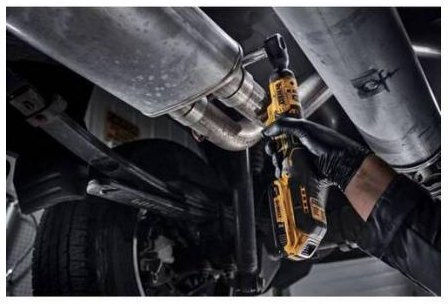DEWALT Troliu Electric 3/8" Baterie 18V 1x3Ah 3/8"