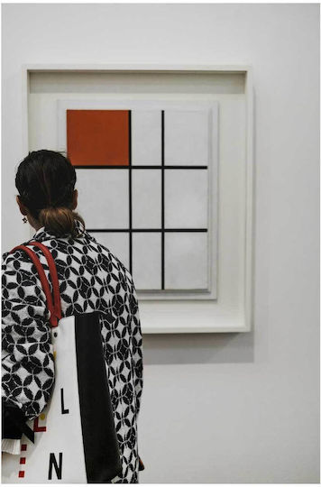 Πίνακας Woman Viewing Abstract Art Γυναίκα Βλέπει Αφηρημένη Τέχνη 100x150