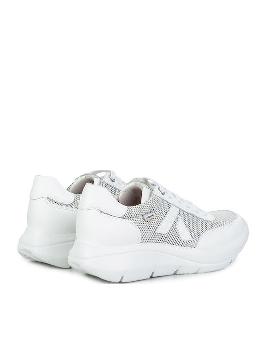 Sneakers White