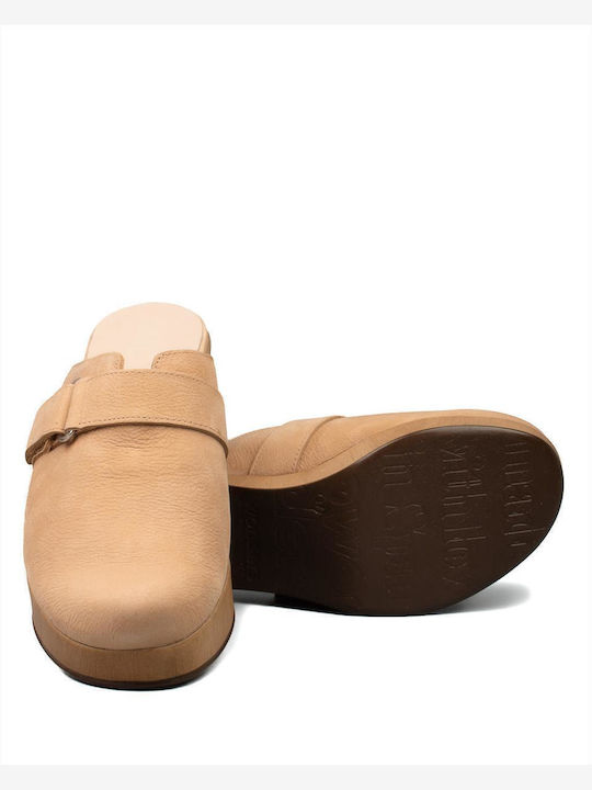 Leder Mules mit Absatz in Beige Farbe