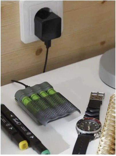 GP Batteries ReCyko M451 USB Φορτιστής 4 Μπαταριών Ni-MH Μεγέθους AA/AAA Σετ με 4x AAA 2700mAh σε Πράσινο χρώμα