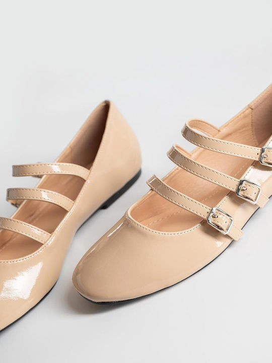 Damen Ballerinas Spitz zulaufend aus Lackleder mit Riemen in Beige Farbe