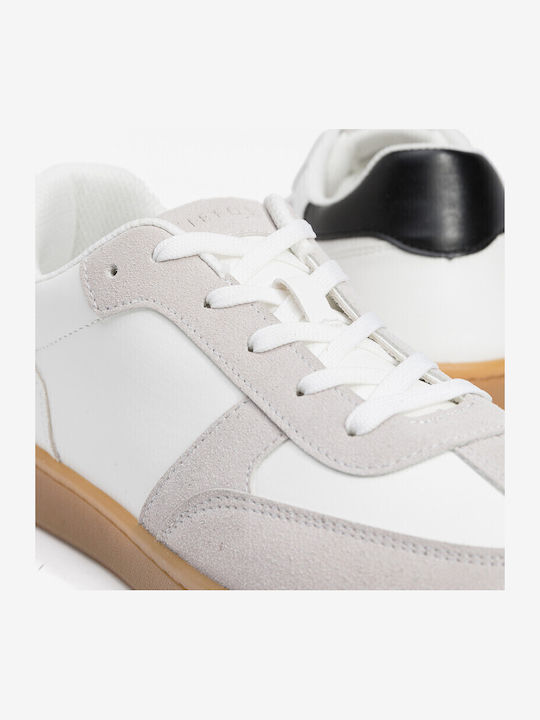 Sneakers White