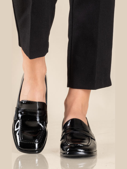 Patent Leather Women's Moccasins in Black Color