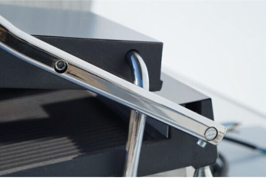 M&M equipment mit glatten Oberflächen aus Mantemi mit geriffelten Oberflächen aus Mantemi 3000W GC 500 Smart