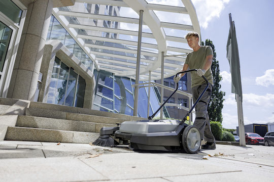 Karcher Km 70/20 C Manual Push Sweeper