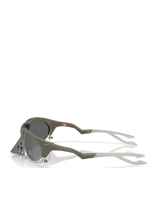 Oakley Plantaris Ανδρικά Γυαλιά Ηλίου με Πράσινο Κοκκάλινο Σκελετό και Γκρι Φακό OO9437-07