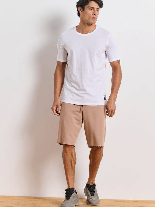 T-shirt White