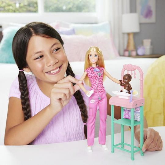 Barbie Pediatrician Set de păpuși pentru 3++ Ani