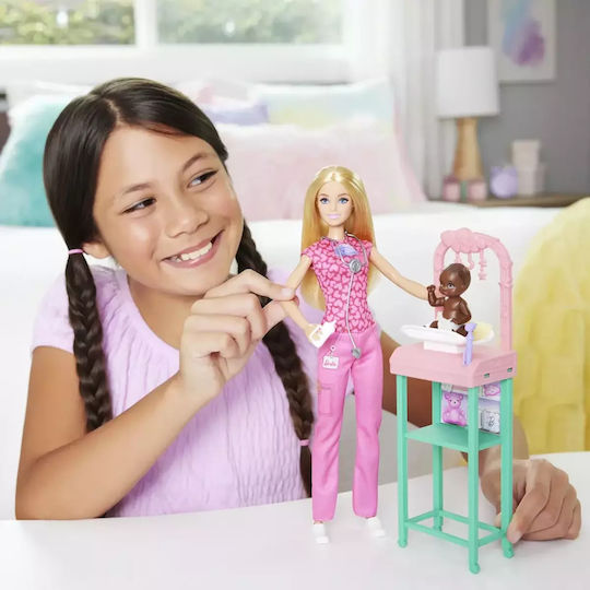 Barbie Pediatrician Set de păpuși pentru 3++ Ani