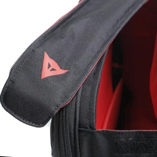 Dainese D-Saddle Bag Сет Мотоциклетни Кошници 30лт в Черен цвят