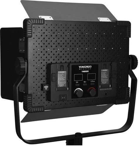 Yongnuo Video Light 3200-5500K με Φωτεινότητα 4650lm