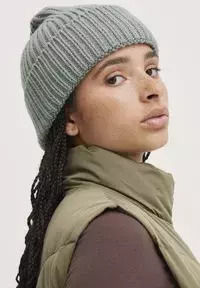 Beanie Frauen Beanie Gestrickt in Grün Farbe