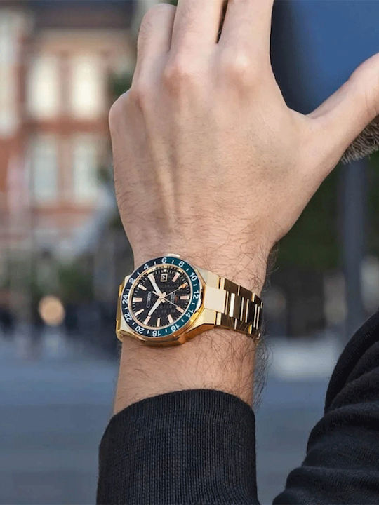 Citizen Series 8 Men's Watch Automatic with Gold Metal Bracelet