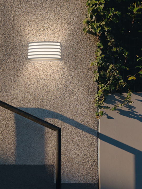 Eurolamp Стенен Външен Плафон E27 IP54 20x10x9εκ.