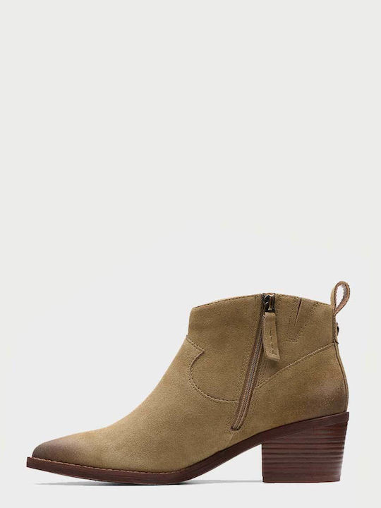 Clarks Clarks