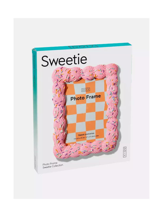 DOIY Plastic Photo Frame With Pink Frame