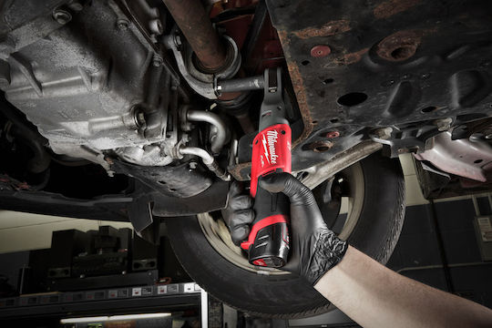 Milwaukee M12 FIR38-201B Troliu Electric 3/8" Baterie 12V 1x2Ah Cu Husă