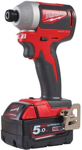 Milwaukee M18 BLPP2A2-502X Set Șurubelniță cu impact & Mașină de găurit Brushless 18V cu 2 baterii 5Ah și husă