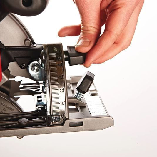 Milwaukee M18 CCS55-502X Циркулярна пила 2x5Ах със Система за Изсмукване