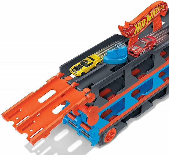 Hot Wheels Speedway Hauler Set with Truck 1:64 for Ages 4+