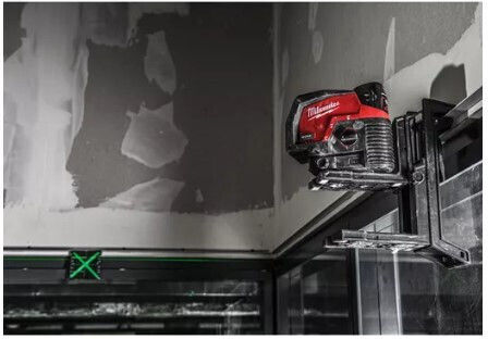 Milwaukee M12 Cllp301c Αυτορυθμιζόμενο Γραμμικό Αλφάδι Laser Πράσινης Δέσμης 12V με Εύρος Εργασίας 38m
