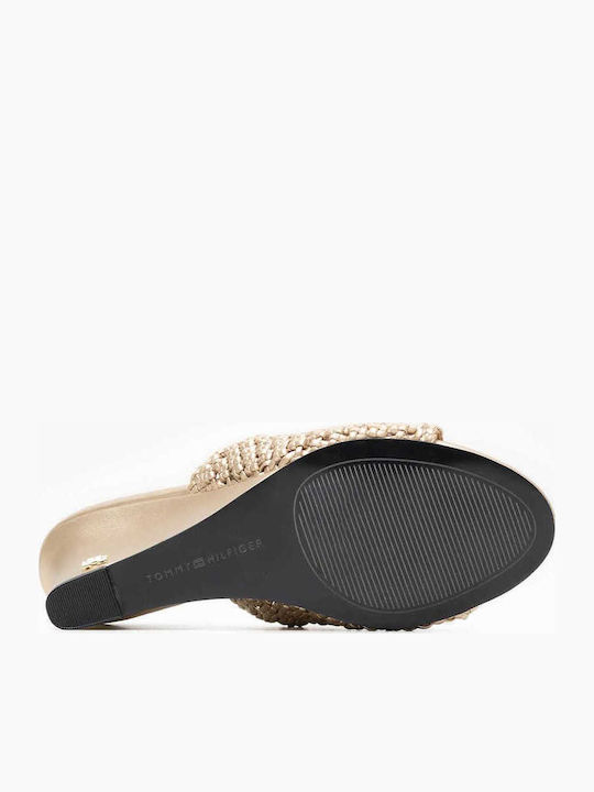 Leder Mules mit Absatz in Gold Farbe