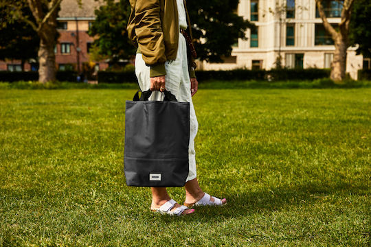 Black+Blum Insulated Shoulder Bag 16 Liters Black M15 x P40.5cm