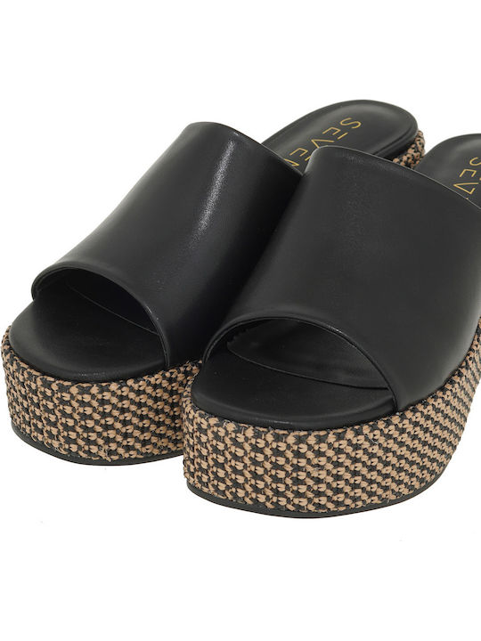 Mules with High Heel in Black Color