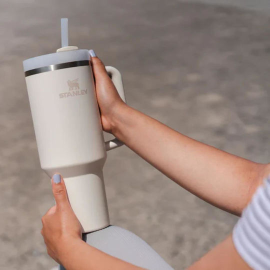 Stanley Quencher H2.0 FlowState Handled Tumbler Thermos Stainless Steel BPA Free 1.18lt Rose Quartz with Straw and Handle