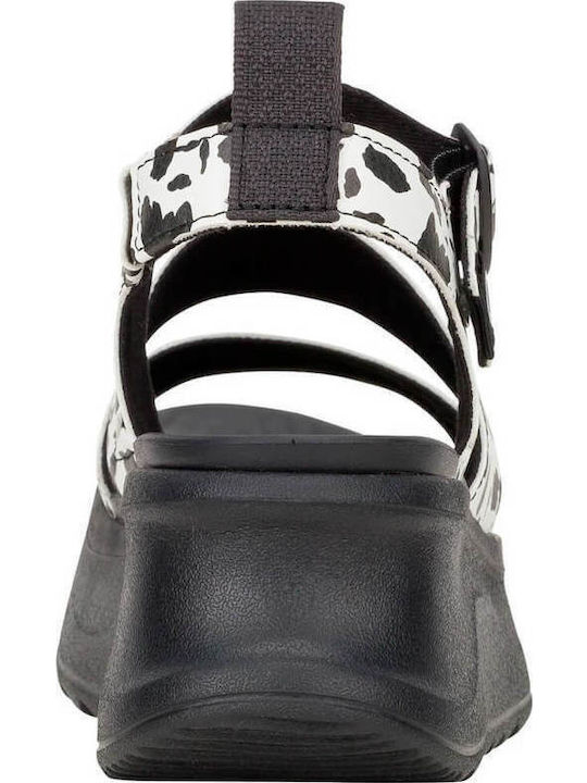 Women's Flat Sandals in Black Color