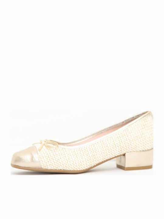 0490 Leder Pumps mit flachem Absatz Goldene