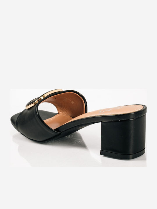 Mules with Heel in Black Color