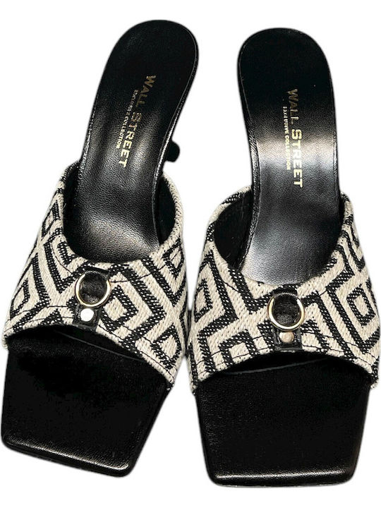 Mules with Heel in Black Color
