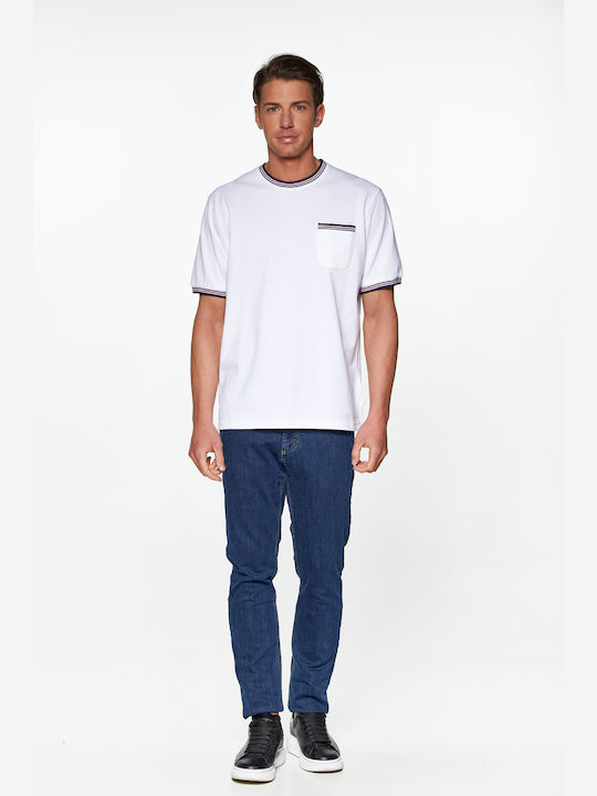 T-Shirt White